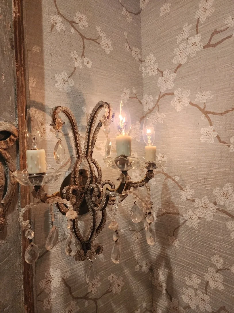 The Art of Layering: Using Textured Wallpaper to Add Depth