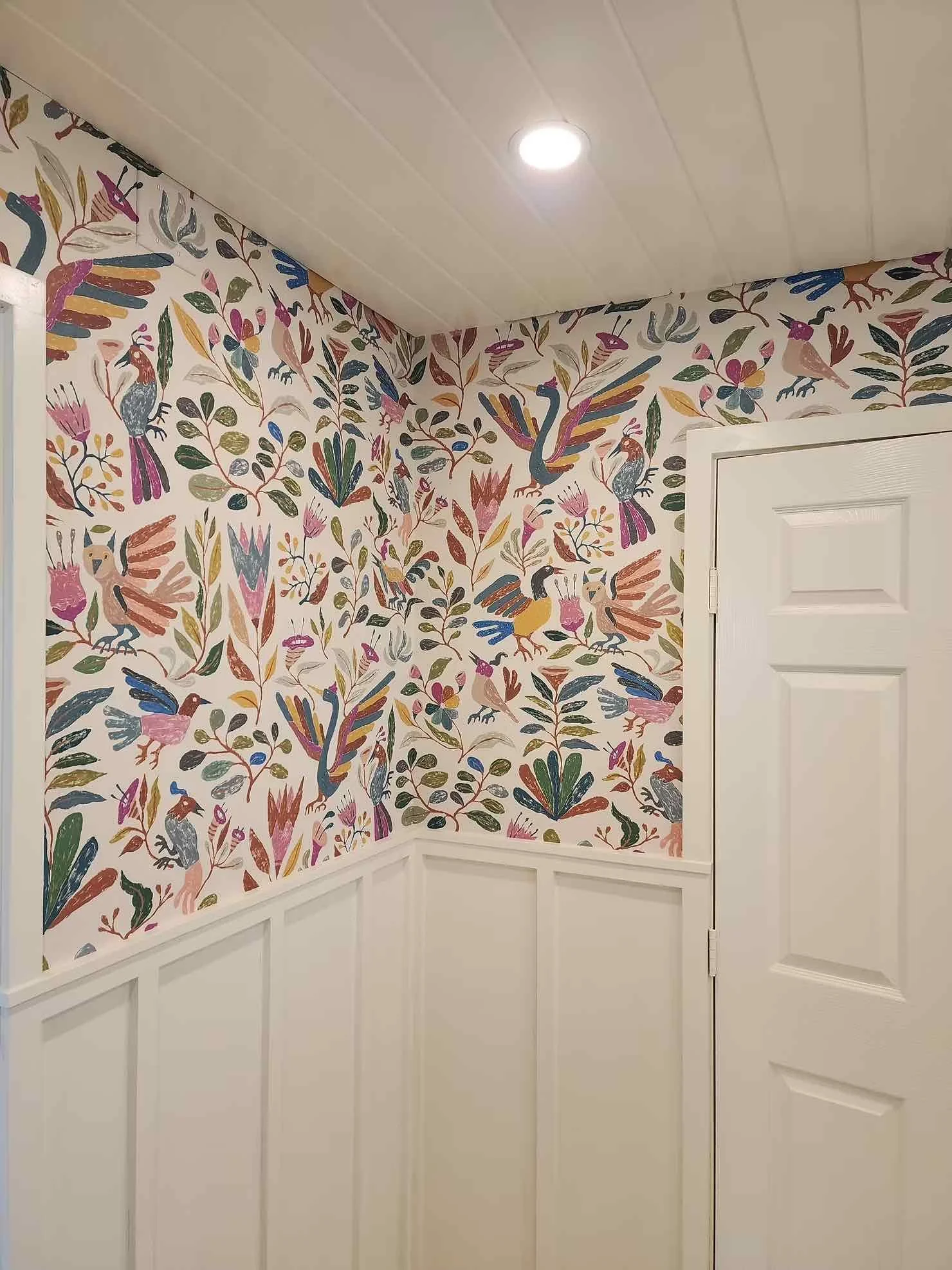 Installing the Schumacher Canopy Wallpaper