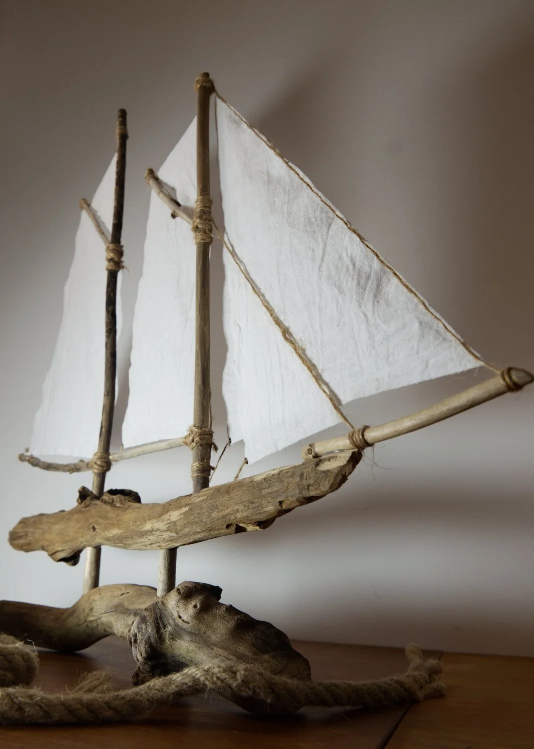 Le Sang de Rhum | Maquette de Voilier en Bois Flotté