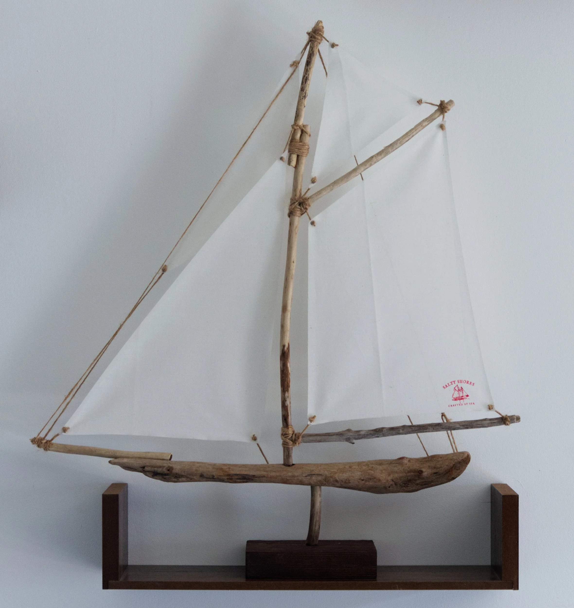 La Dent du Diable | Maquette de voilier en bois flotté