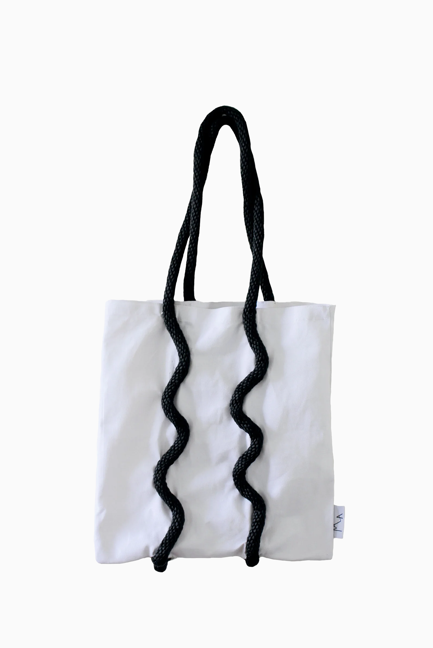 TE_BK_WE_012_WHITE-&-BLACK-WIBBLY-WOBBLY-WONDER-TOTE_01.png