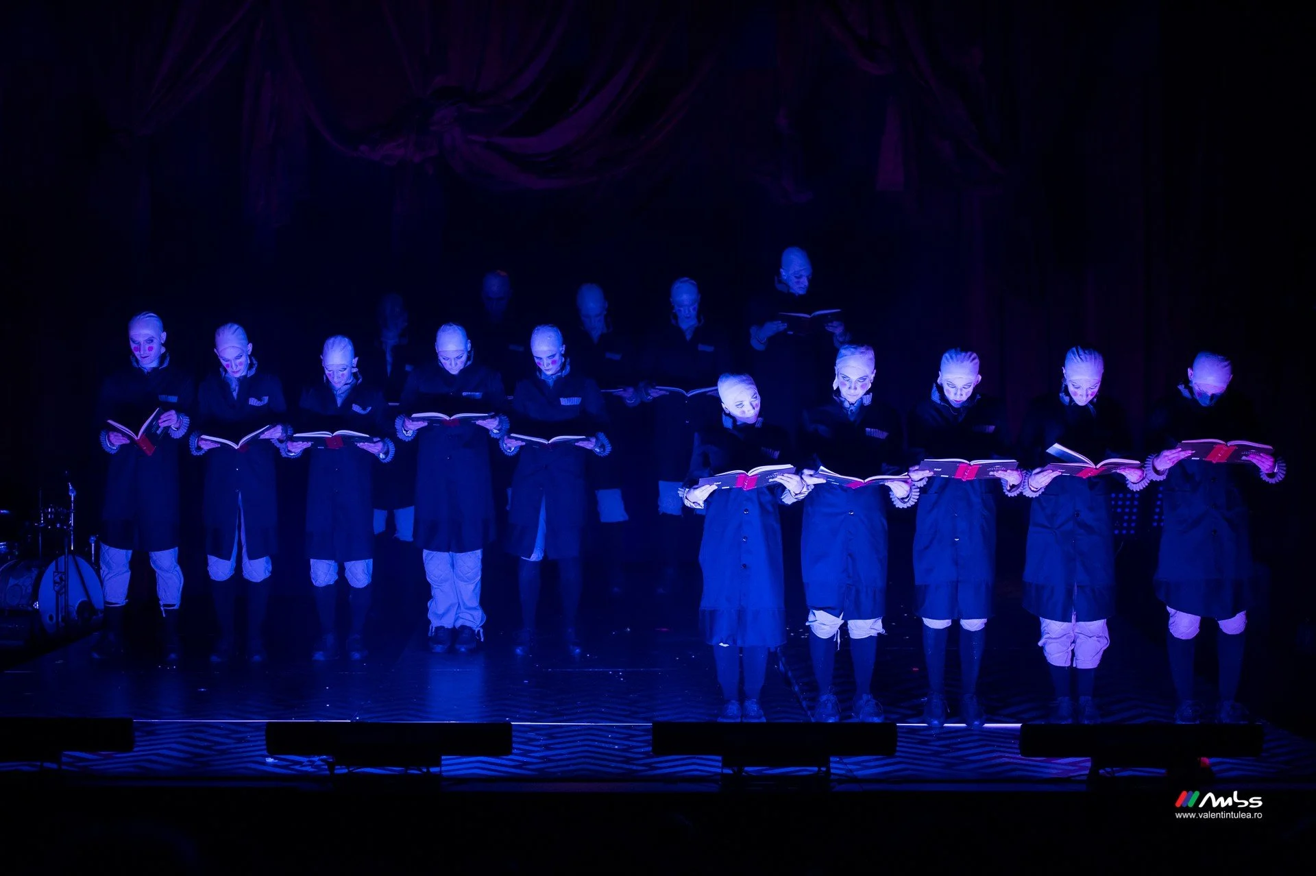 VIAȚA PLICTICOASĂ ȘI PREAPLINĂ A VISĂTORULUI FRANÇOIS_137.jpeg