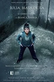 Iulia, biata de ea