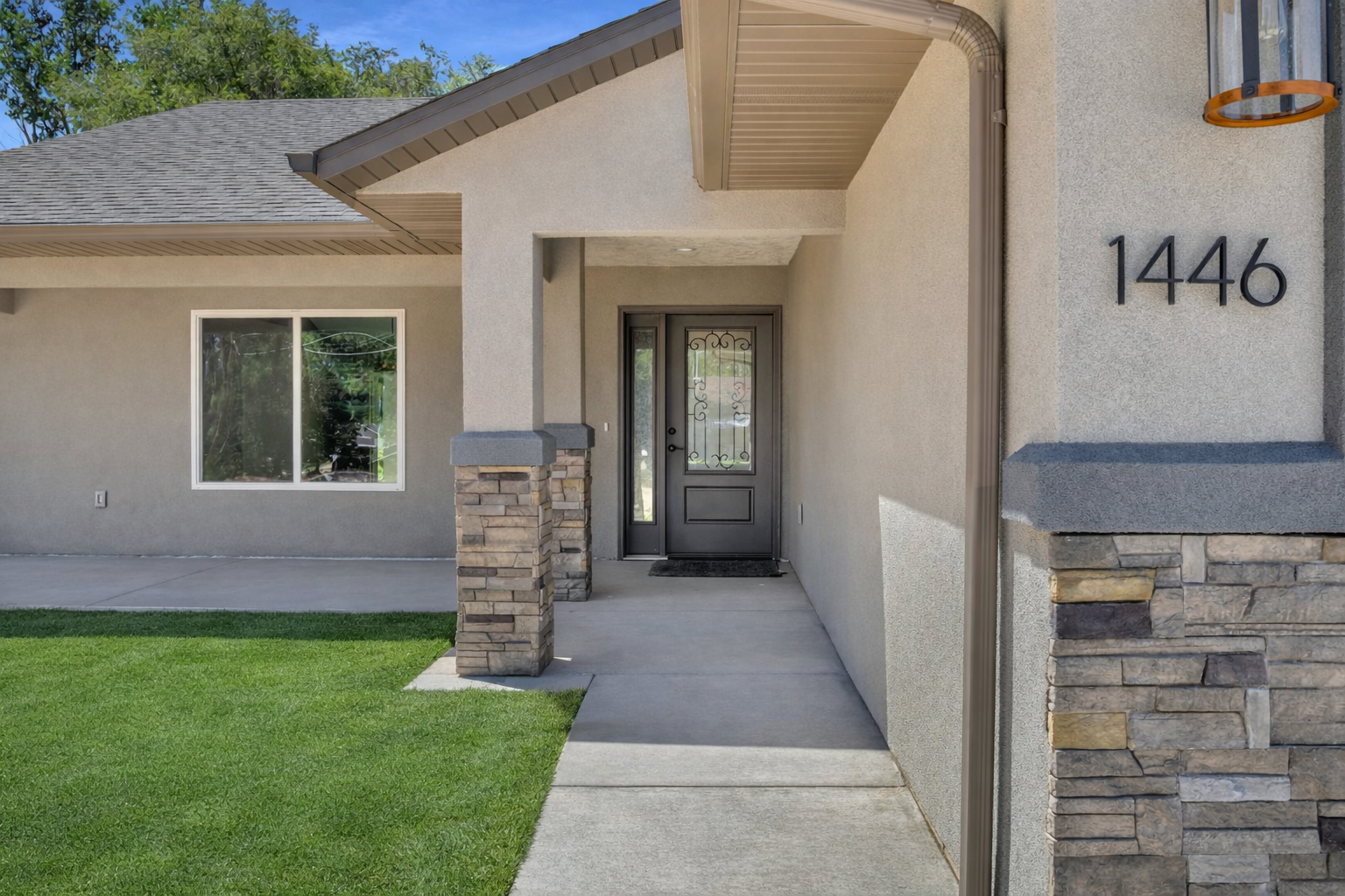 *1446 Grand Hero.png