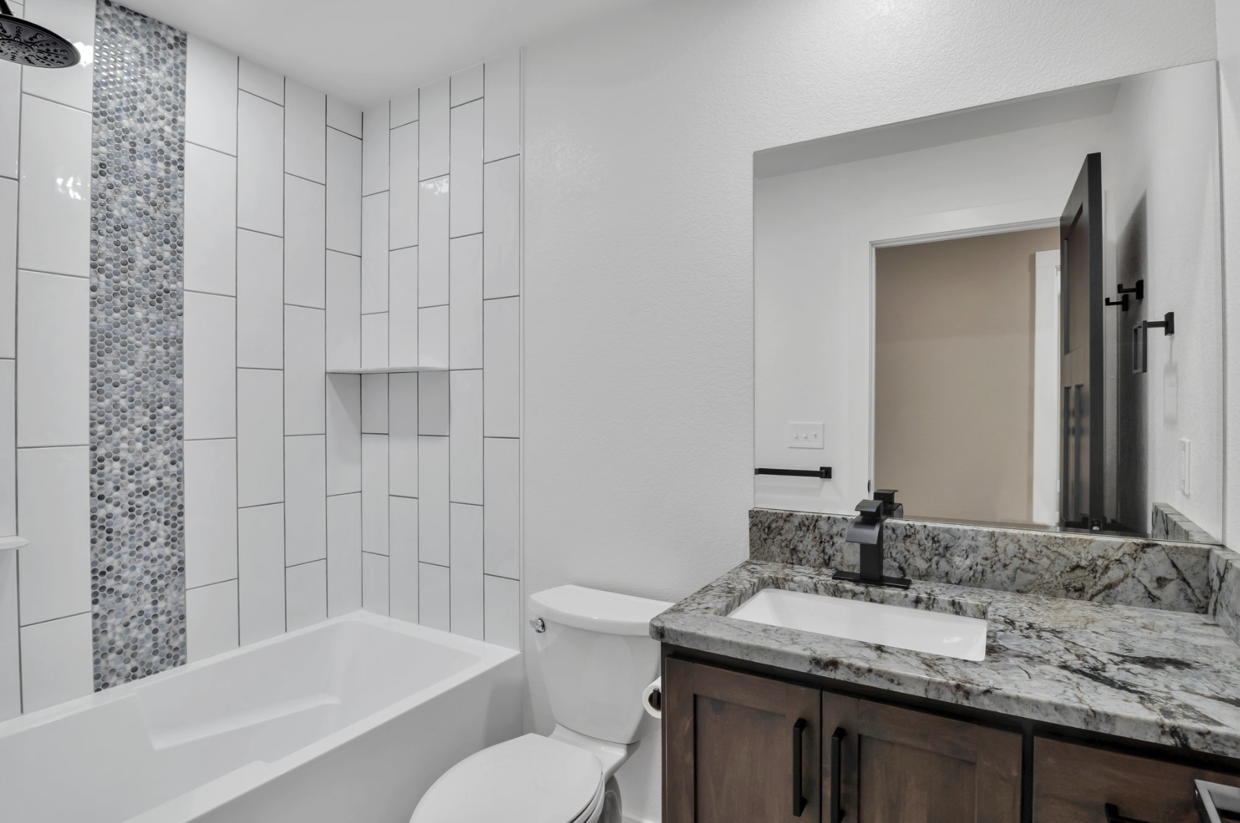 3006 Grandview_9.png