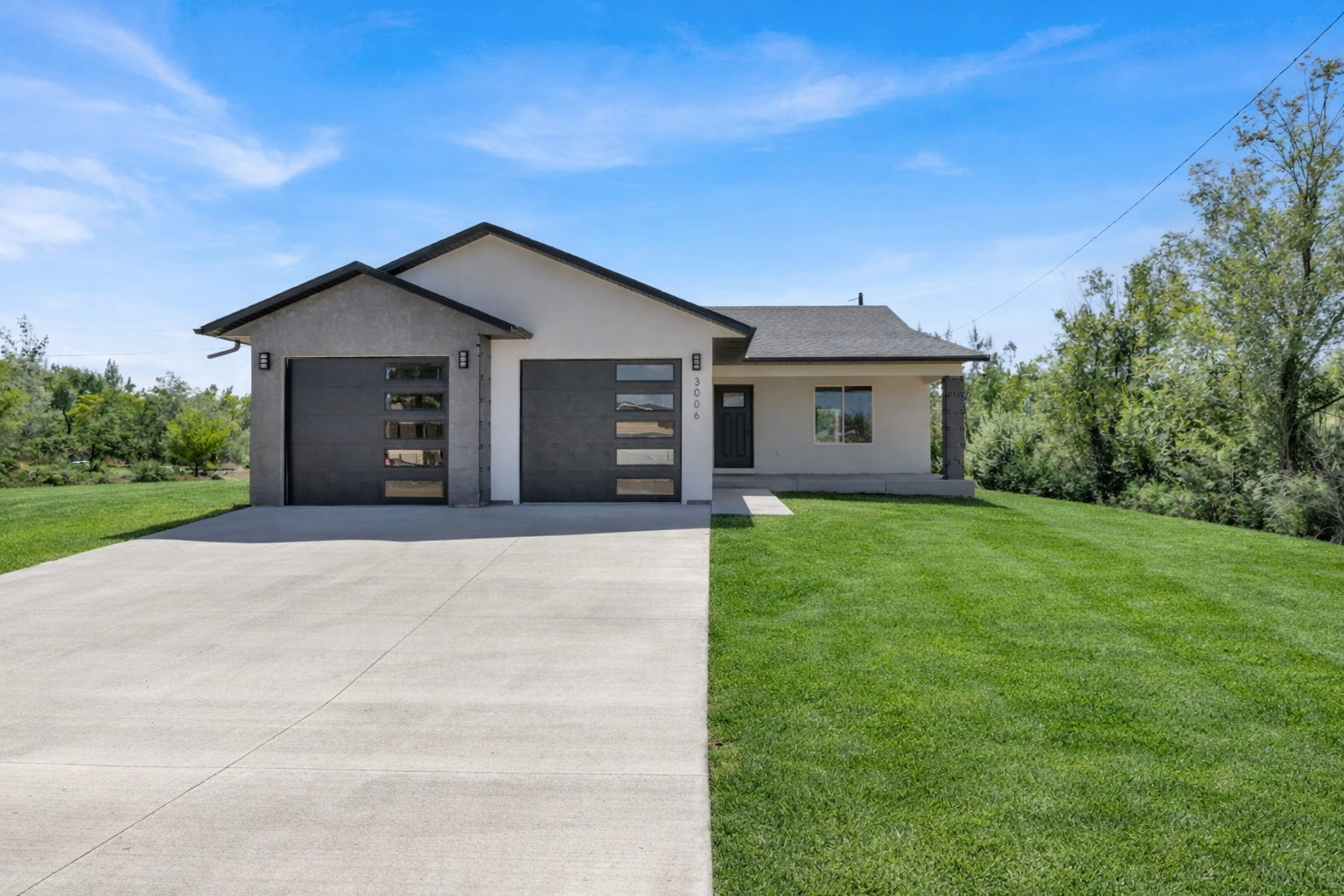 *3006 Hero Image.png