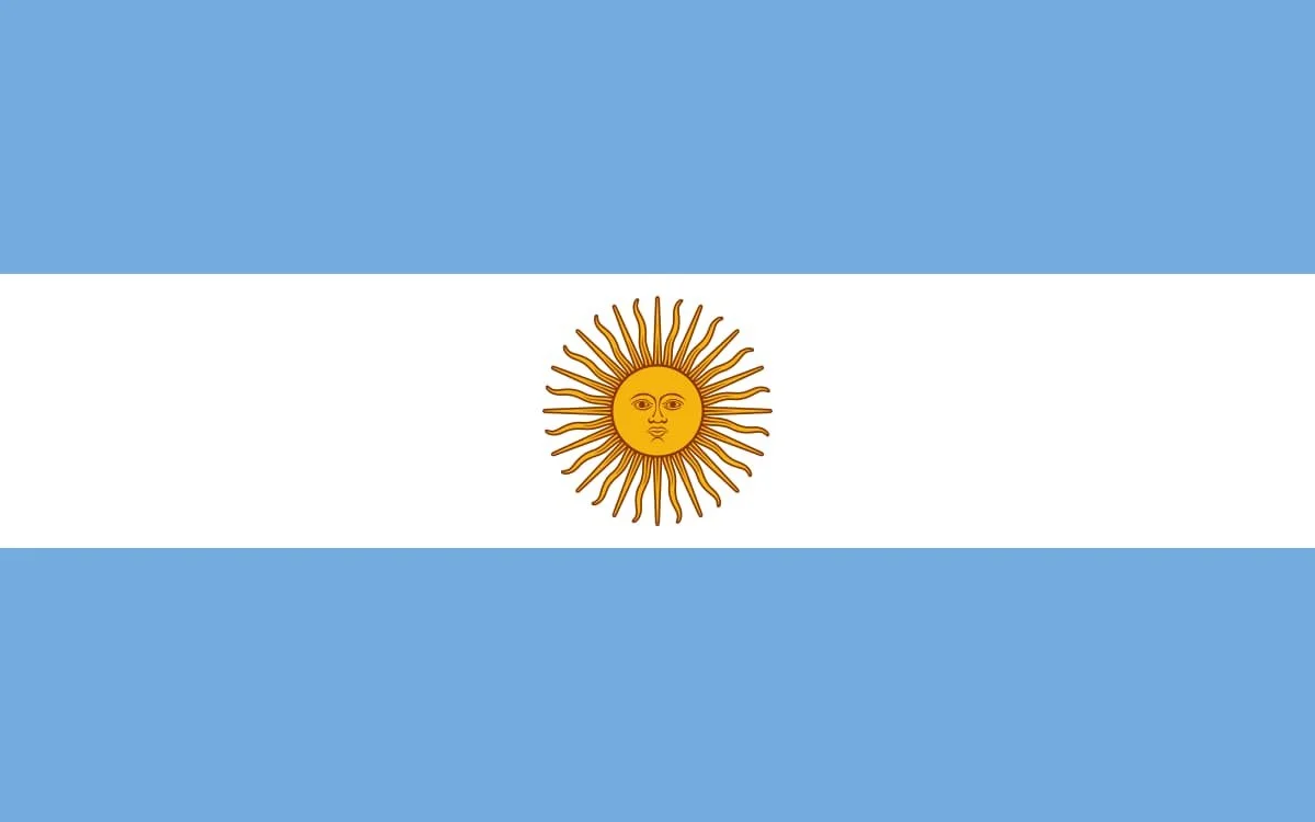 Argentina, communications leader