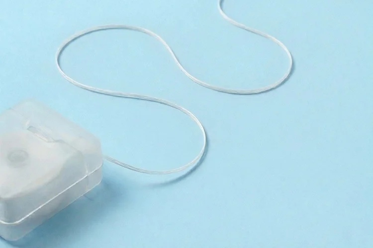 Mastering Your Everyday Dental Floss Technique