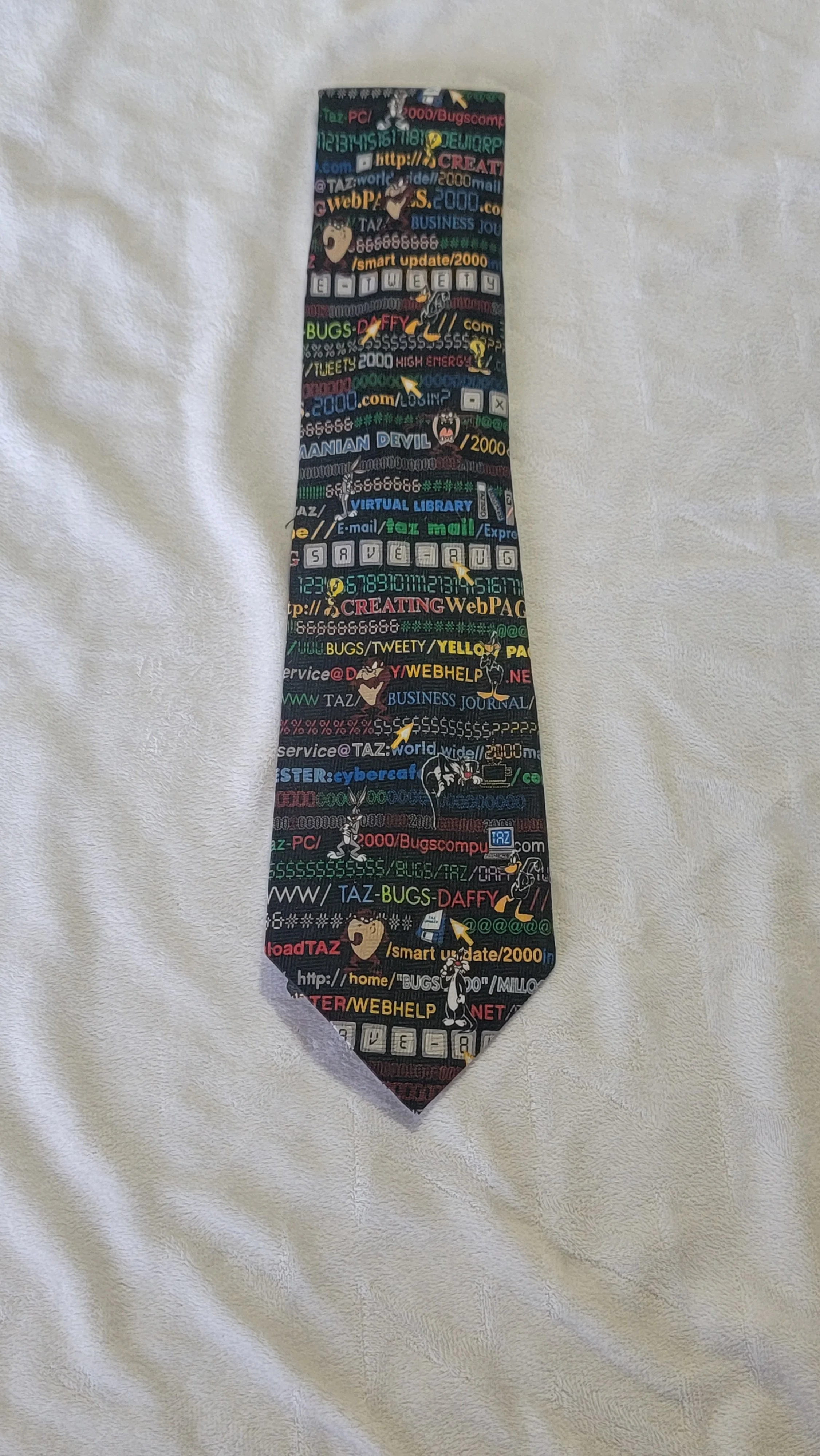Bugs bunny tie
