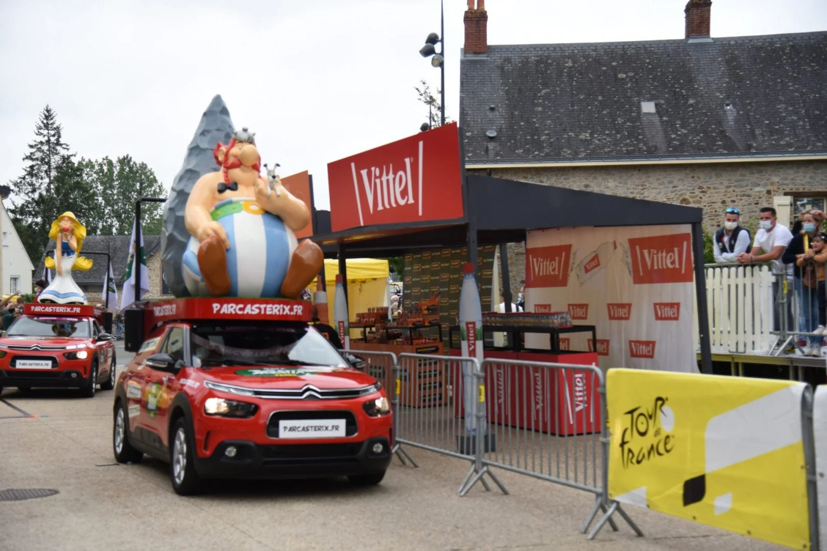 TDF2021-caravane_036.jpg