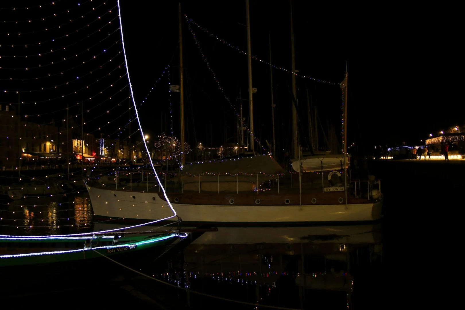 Le-port-lumieres-de-la-nuit.jpg