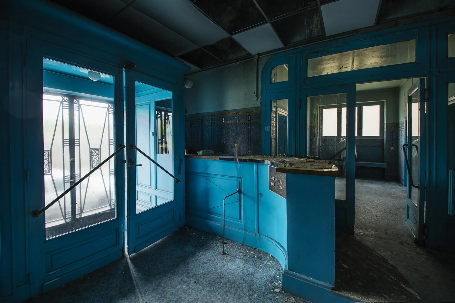 Les Bains douches