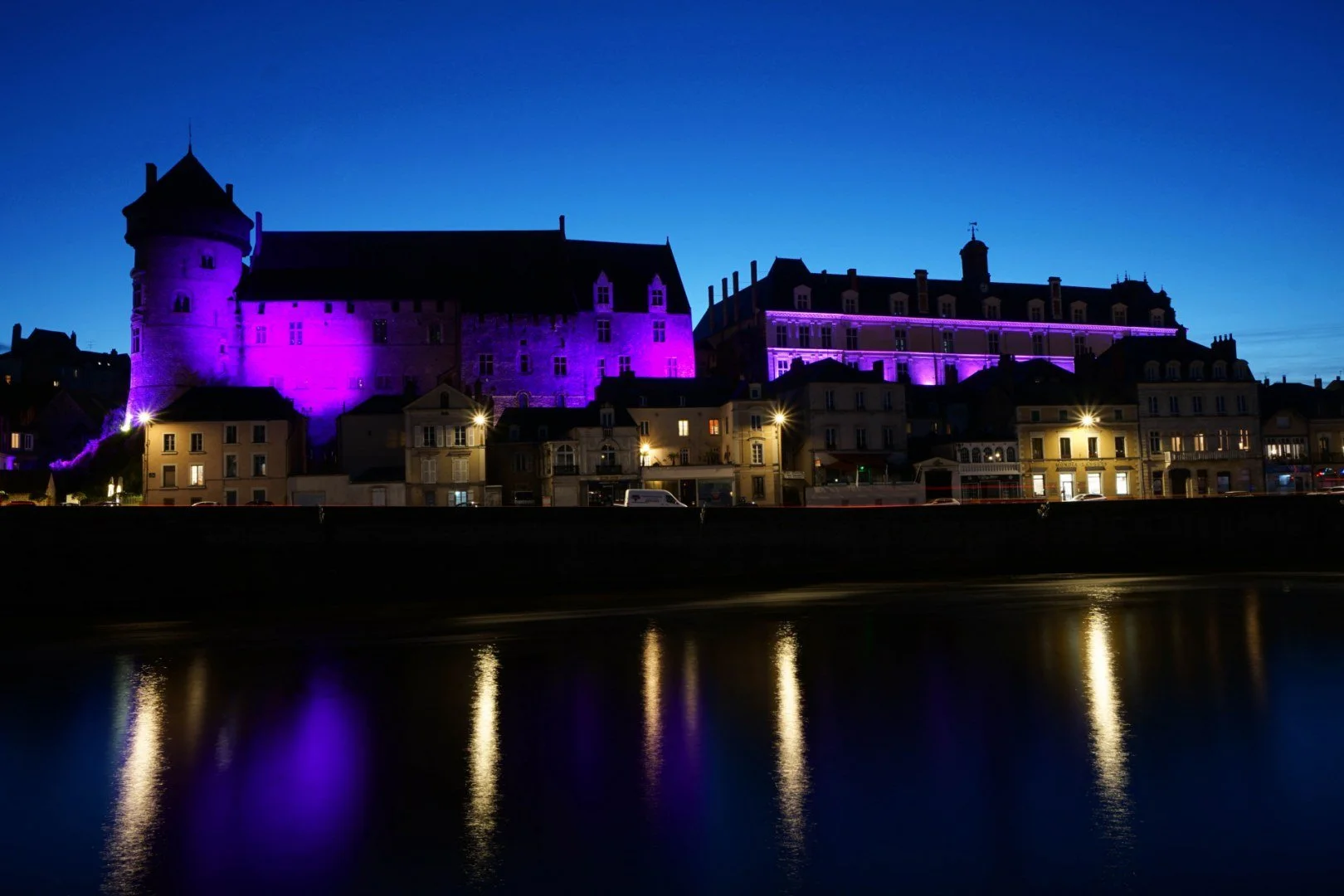 oh-le-beau-chateau.jpg