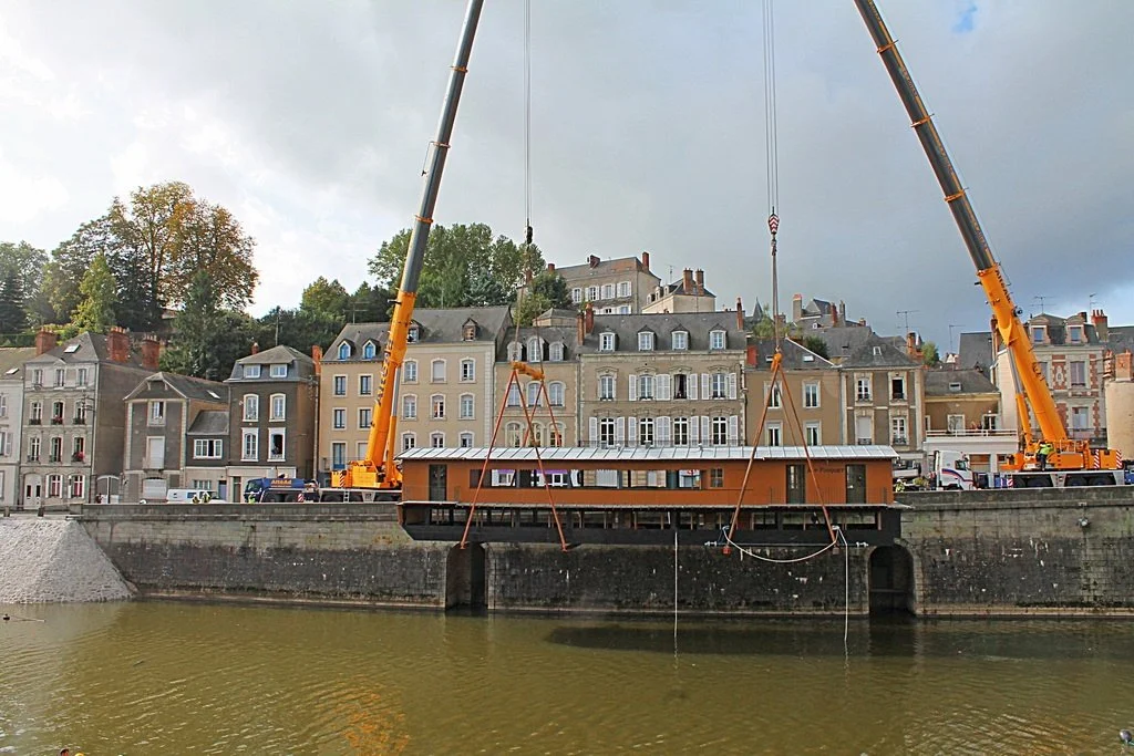 Bateaux-lavoirs