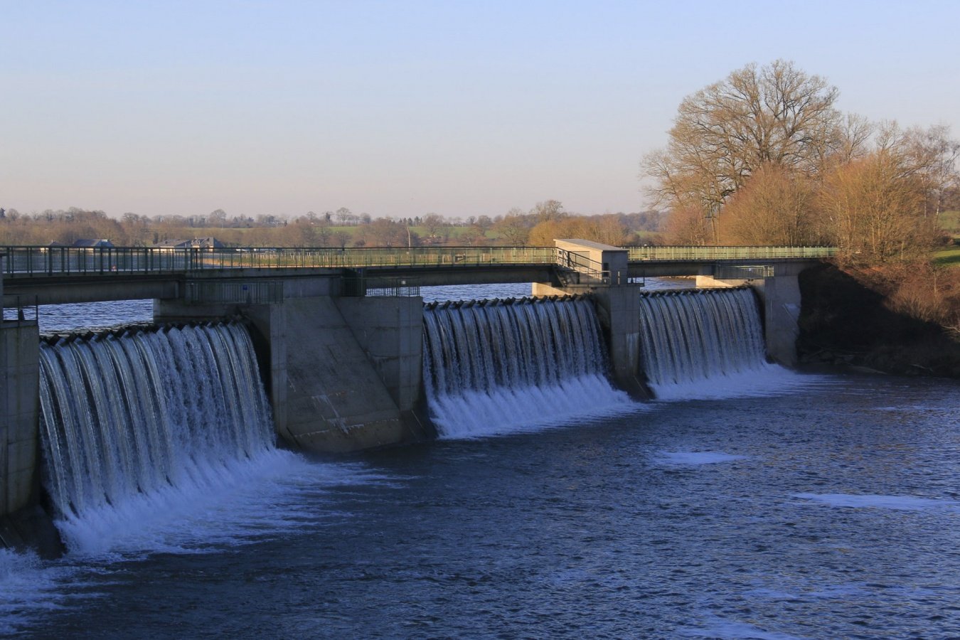 barrage-en-haute-mayenne.jpg