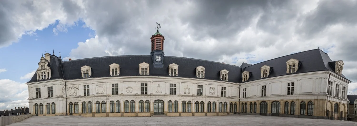 41-Oh-qu’il-est-gros-le-château.jpg