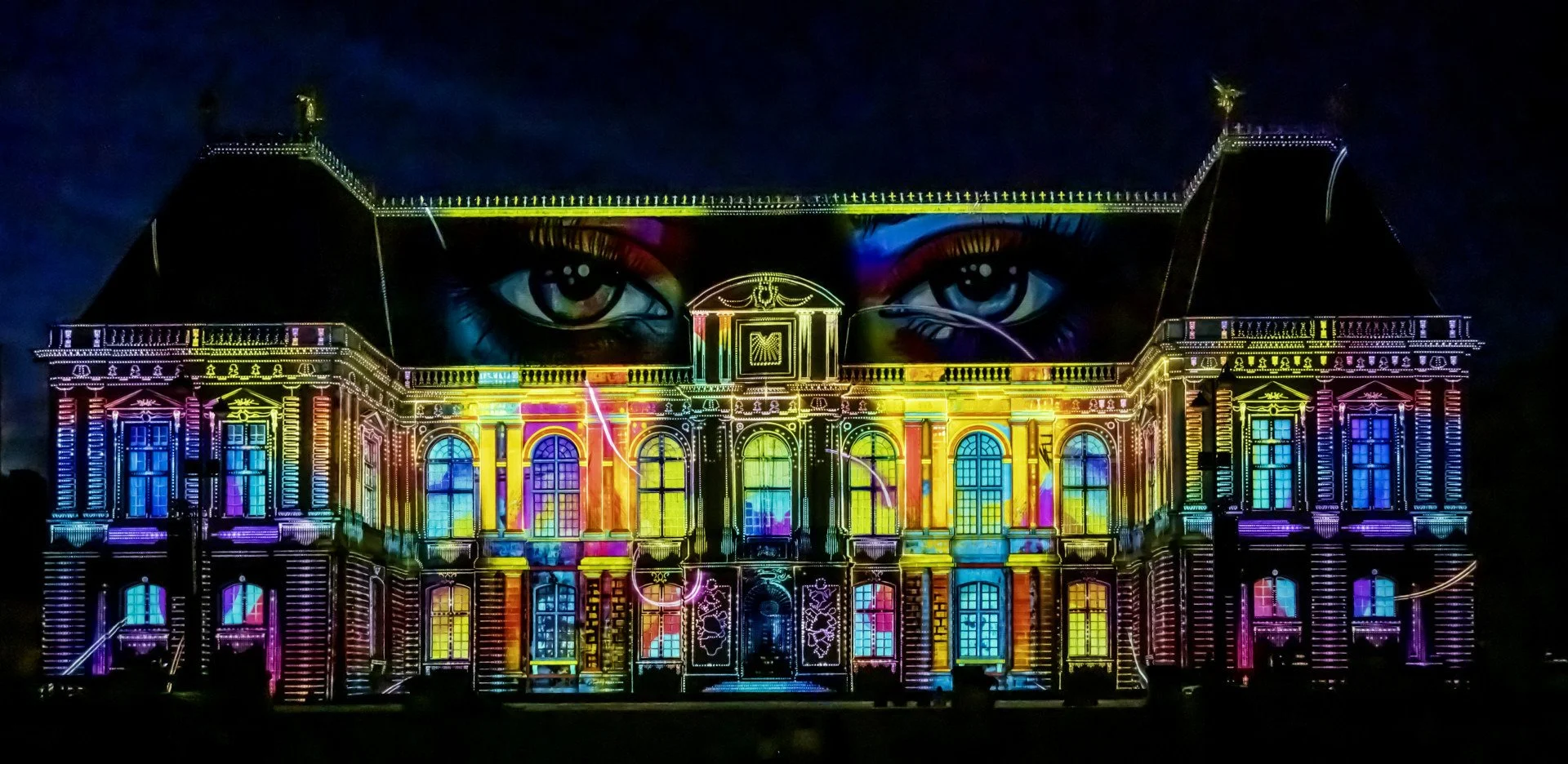 Projection-sur-le-Parlement-de-Bretagne-a-Rennes.jpg