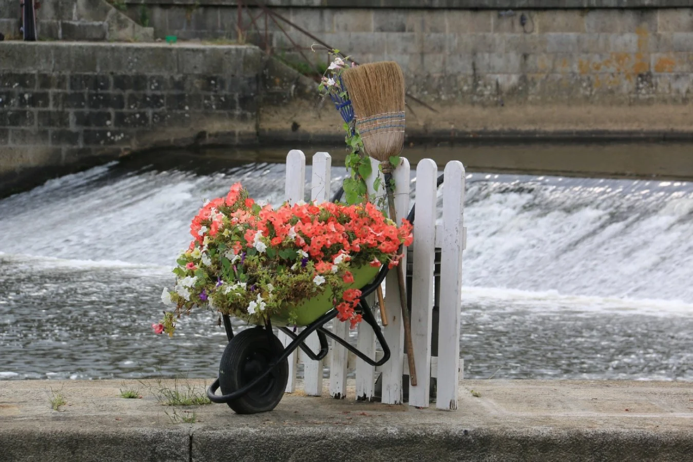 outils-délaissés.jpg