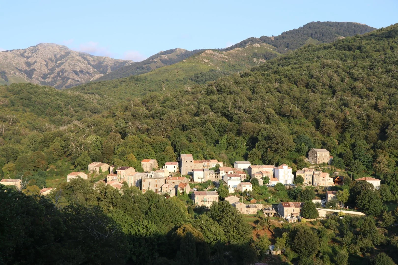 Village-Corse-après-lorage.JPG