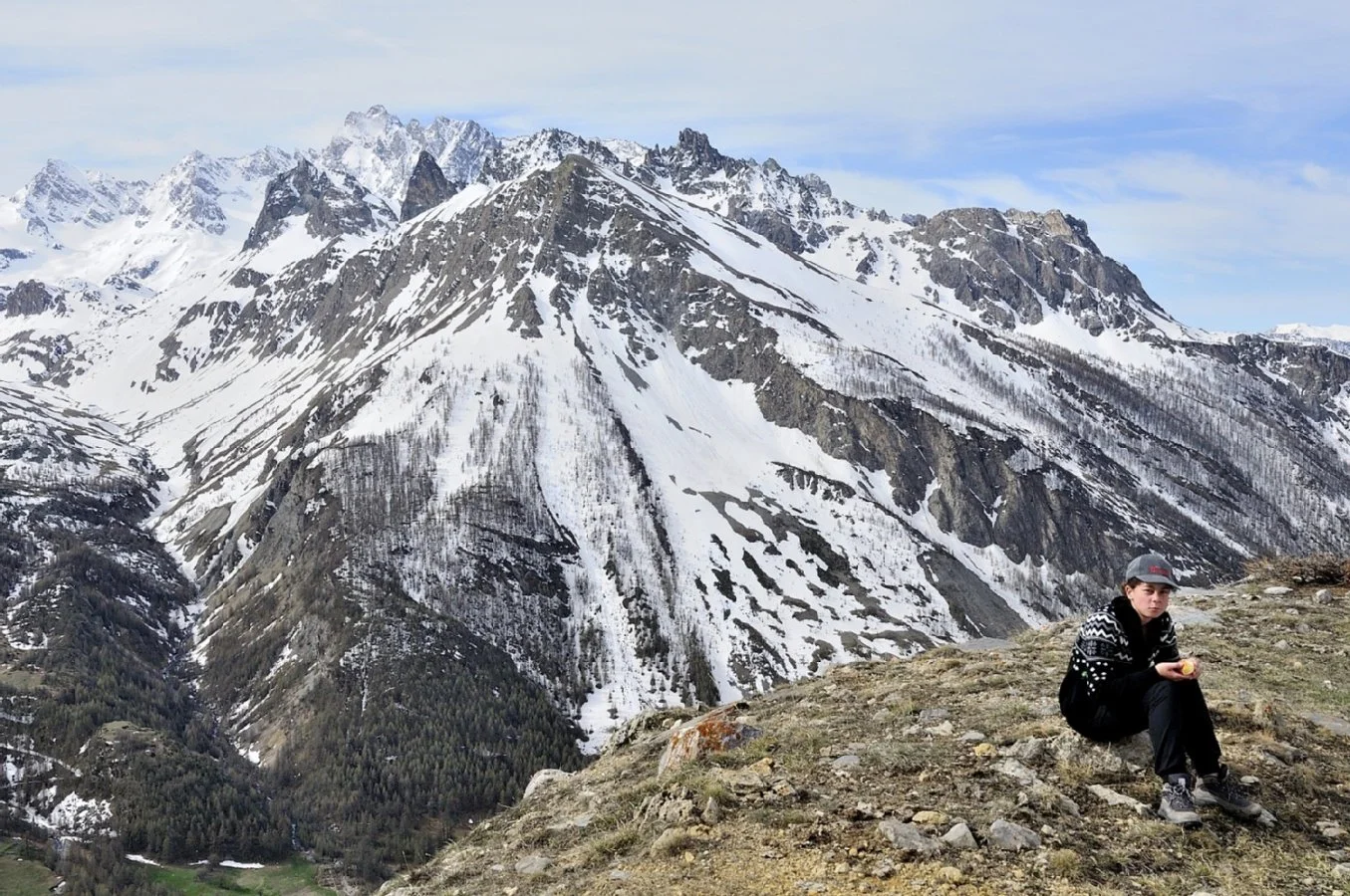 Pause-en-route-vers-le-col-du-Tronchet.jpg