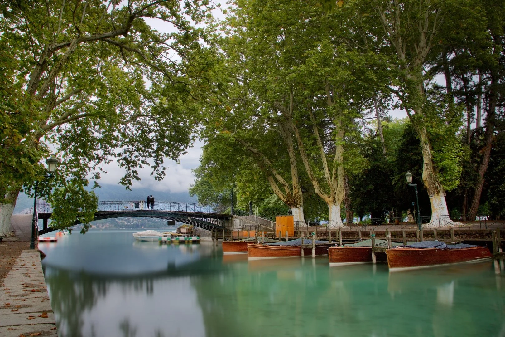 Le-pont-des-Amours-a-Annecy.jpg