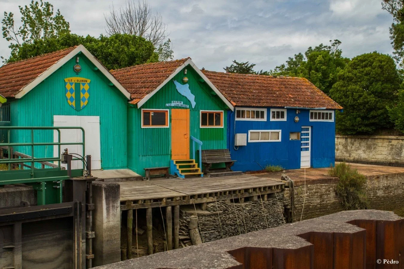 Oléron-les-cabanes-du-port-10.jpg