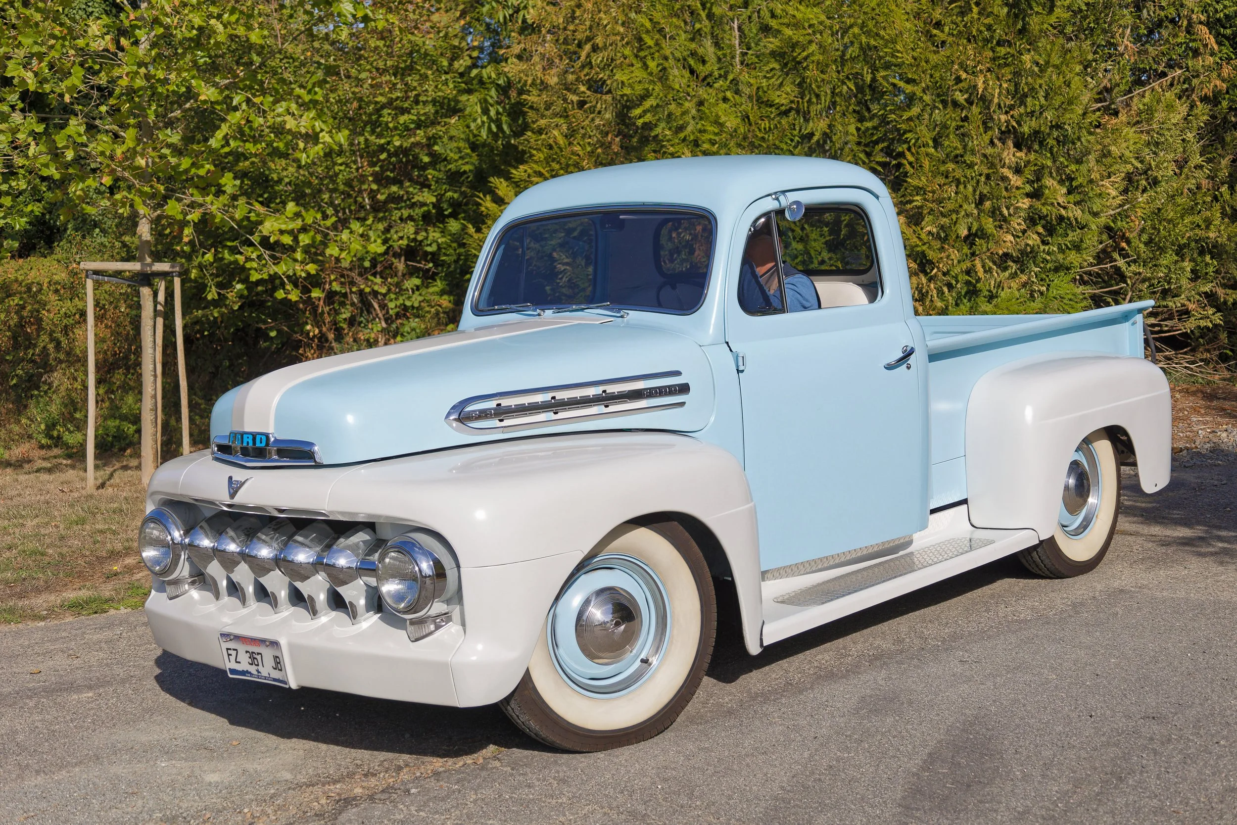 Pick up Ford F3 moteur flathead V8_resultat.jpg