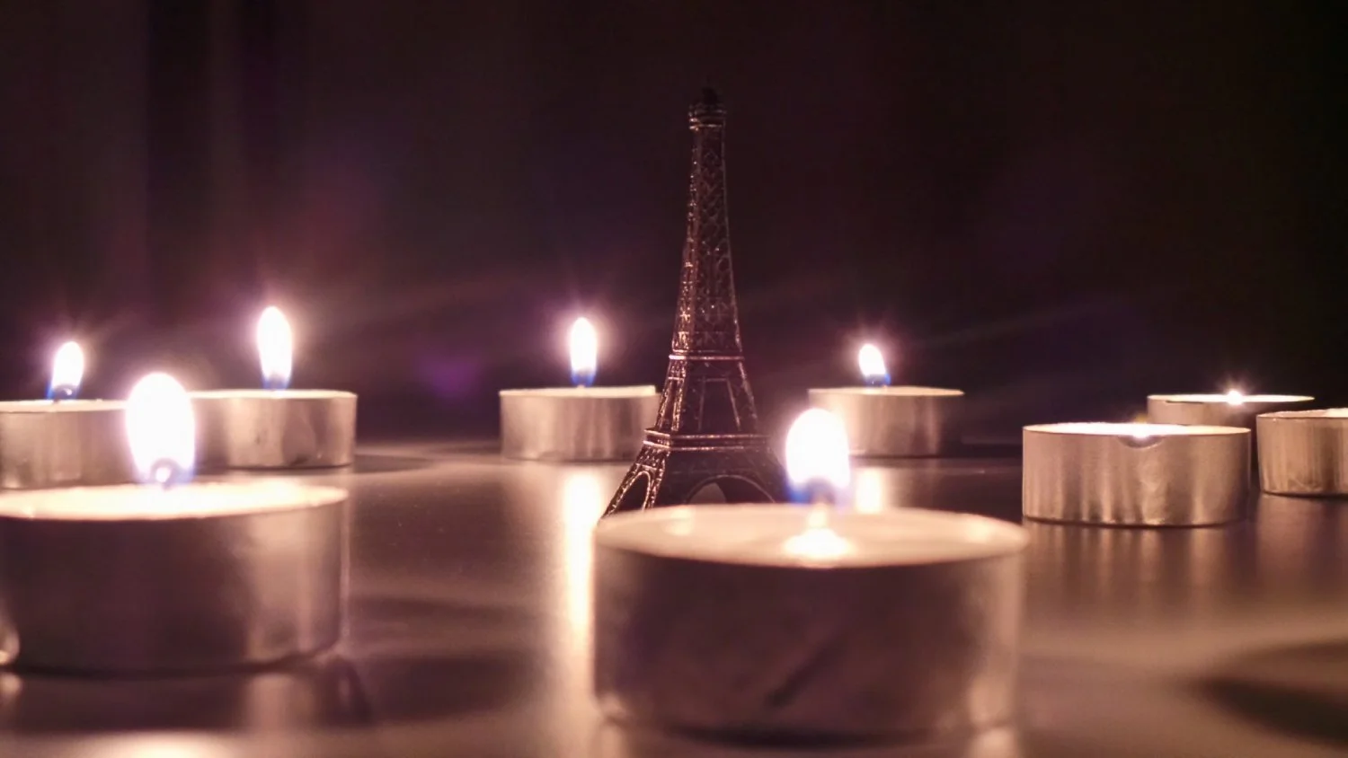 Tour-Eiffel-bougies.jpg