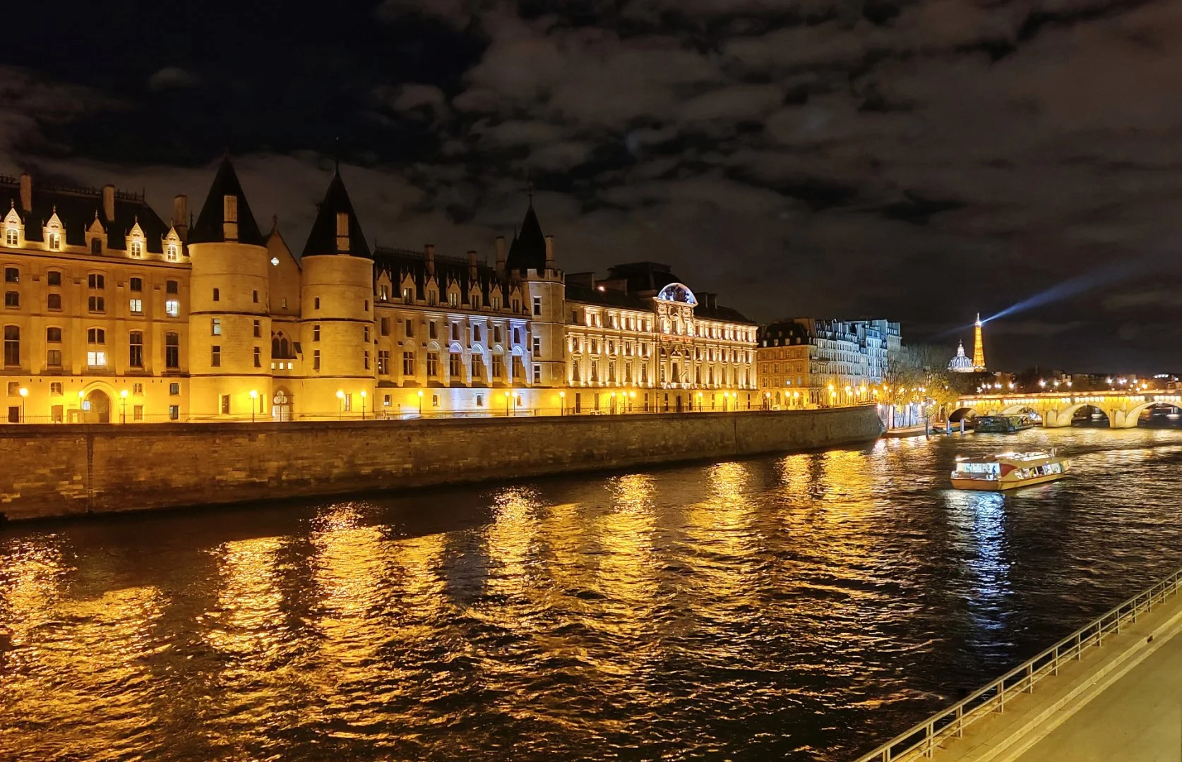 paris-by-night-1.jpg