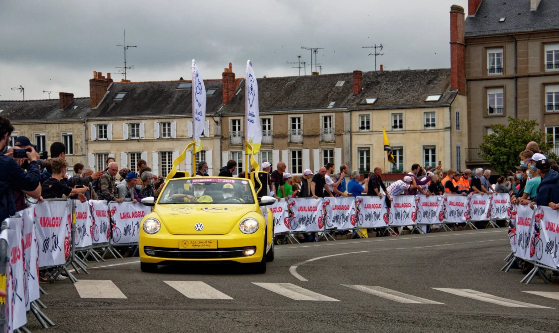 TDF2021-caravane_001.jpg