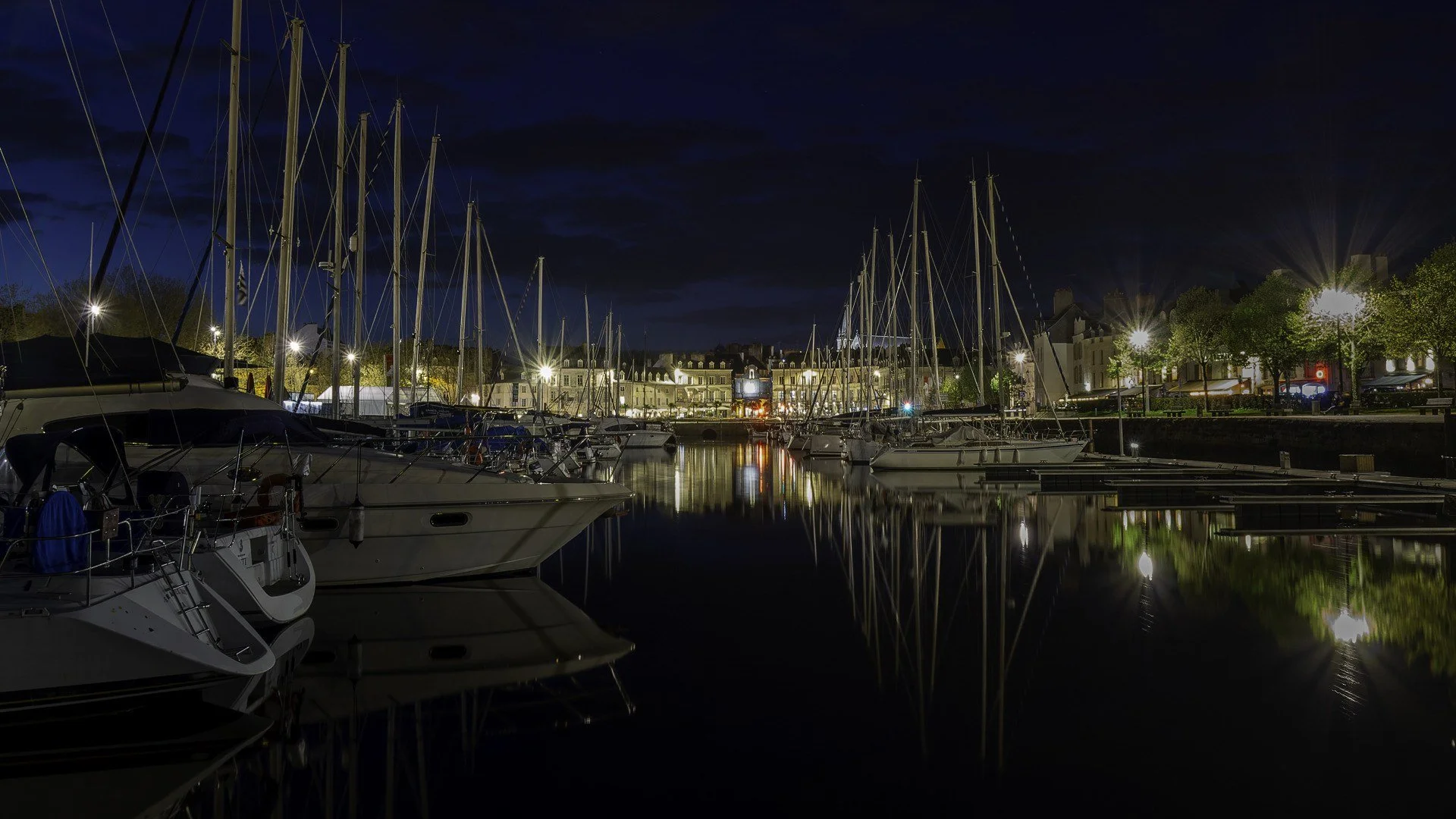 Vannes-by-night_1.jpg