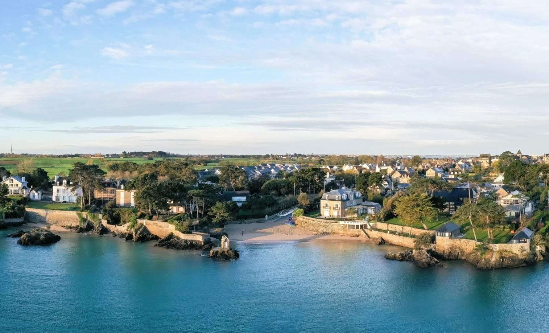 Plage-du-Havre-de-paix-a-Rotheneuf.jpg