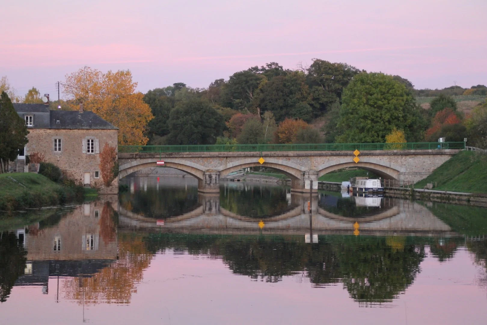 Pont-de-Mongiroux.jpg