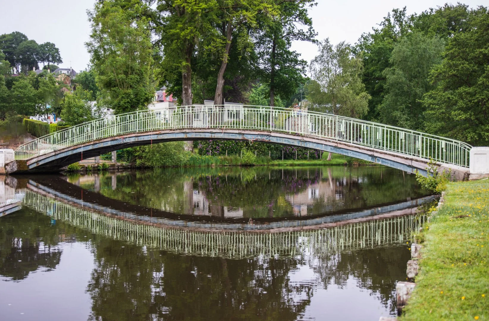 Pont-Pont.jpg