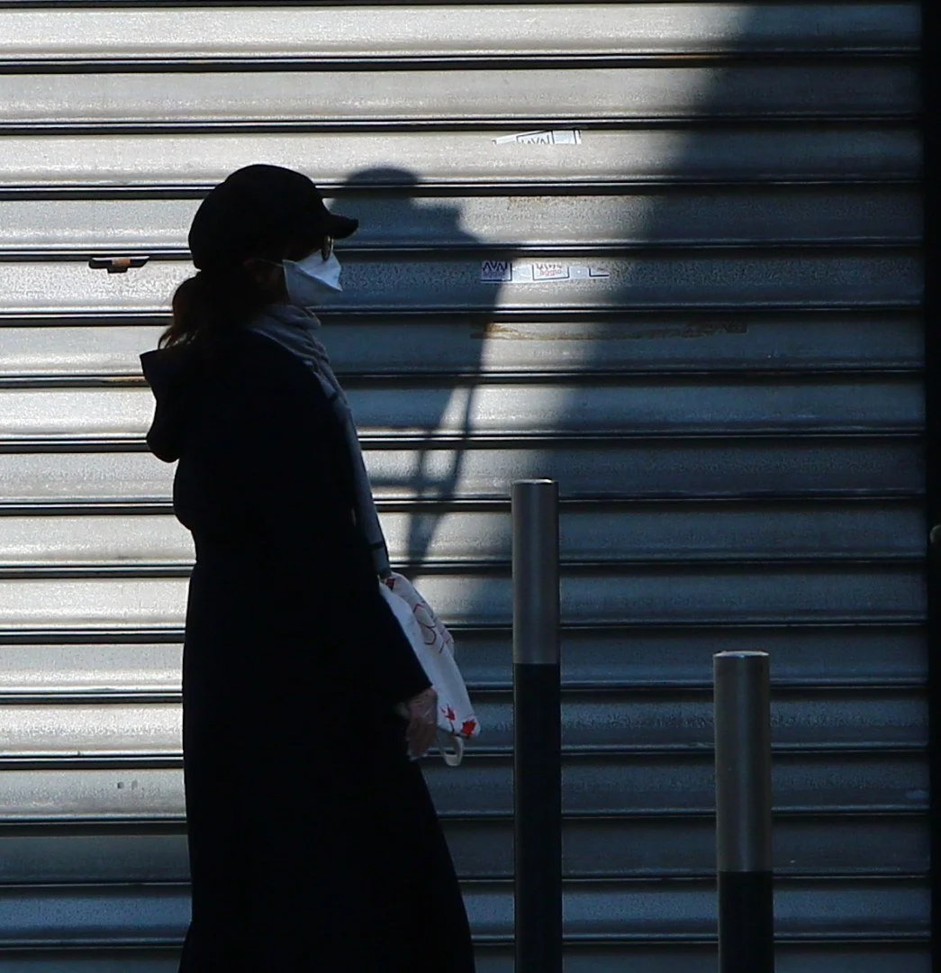 Confinement-jour-1.-Entrer-dans-lombre-pour-mieux-ressortir-à-la-lumière.JPG