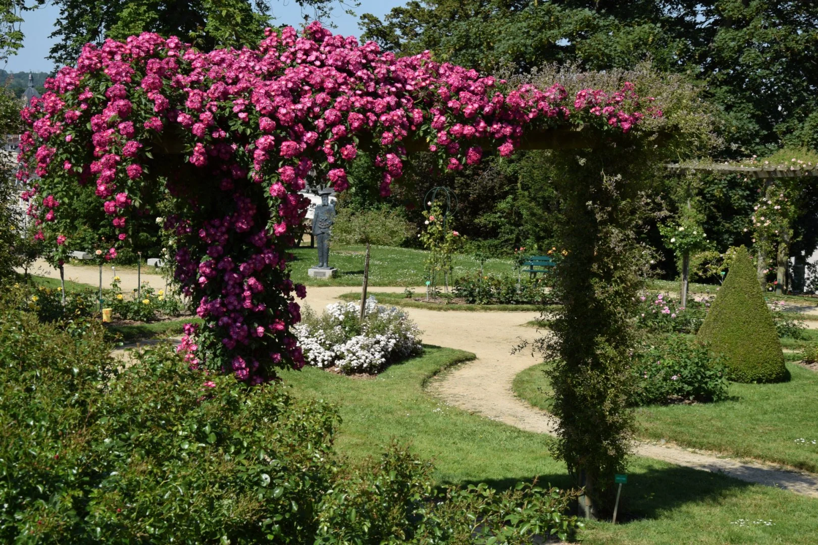 Au-jardin-de-la-Perrine.jpg