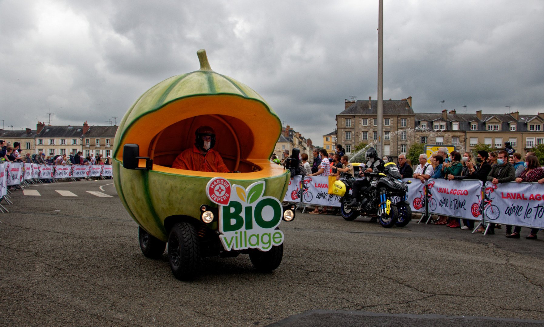 TDF2021-caravane_004.jpg