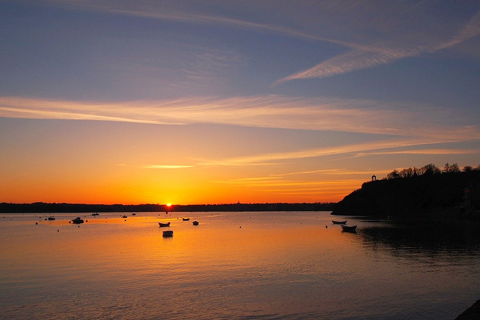 Coucher-de-Soleil-sur-St-Suliac.jpg