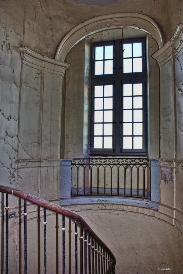 13-escalier-latéral.jpg