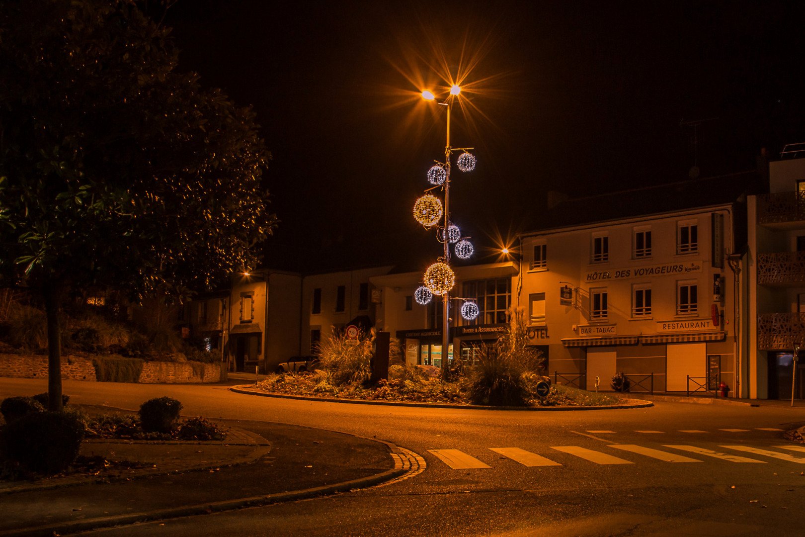 Lumieres-de-la-nuit.jpg