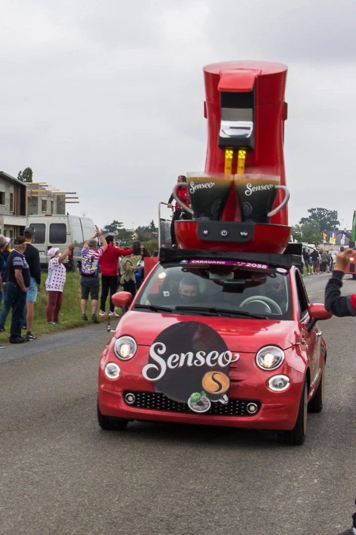 TDF2021-caravane_057.jpg