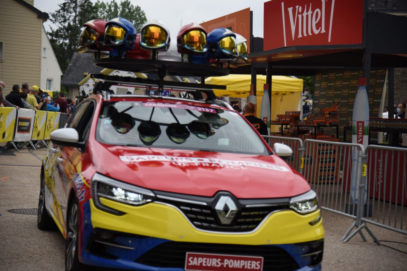 TDF2021-caravane_032.jpg