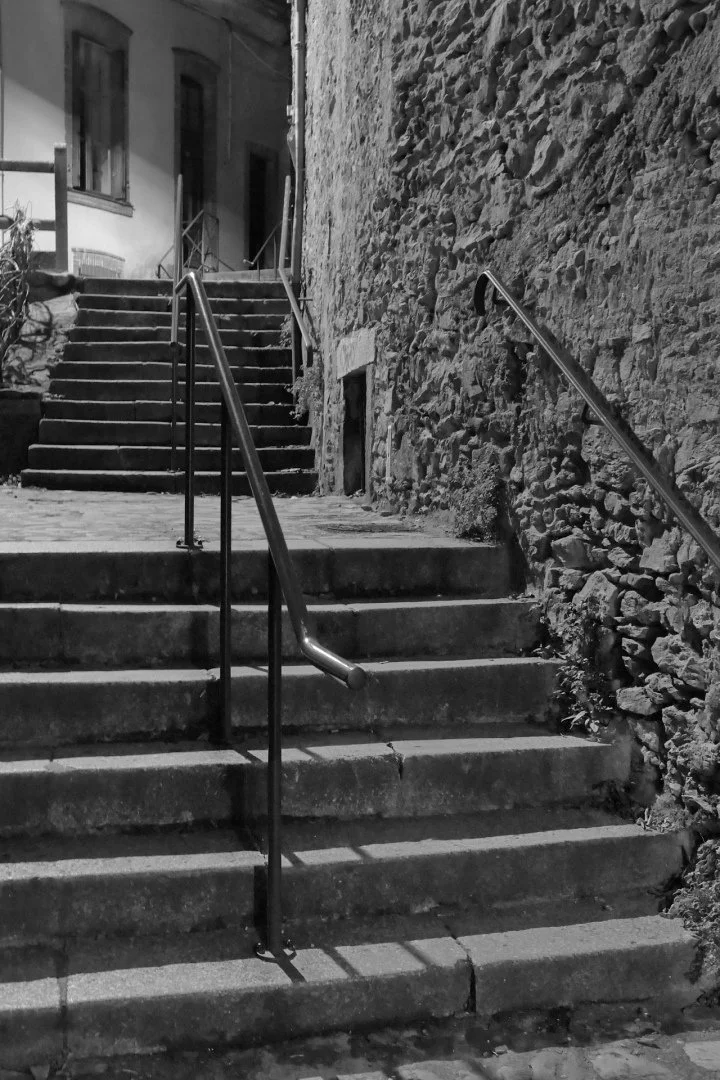 Petite-sortie-nocturne-dans-le-vieux-Laval.jpg