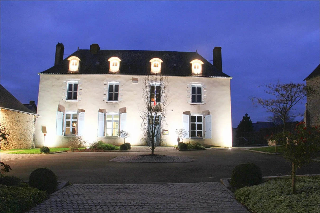 Mairie-de-Montigné.jpg