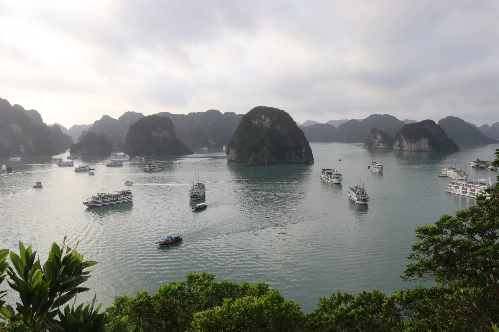 Baie-dHalong.JPG