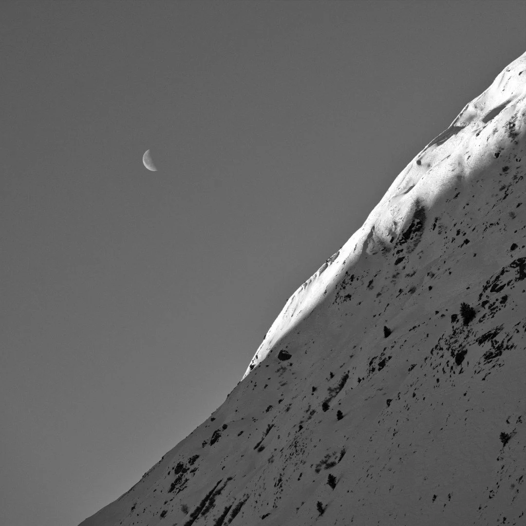 quand-la-lune-rencontre-la-montagne-.jpg