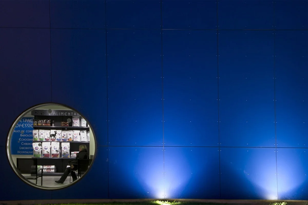 facade_li.jpg