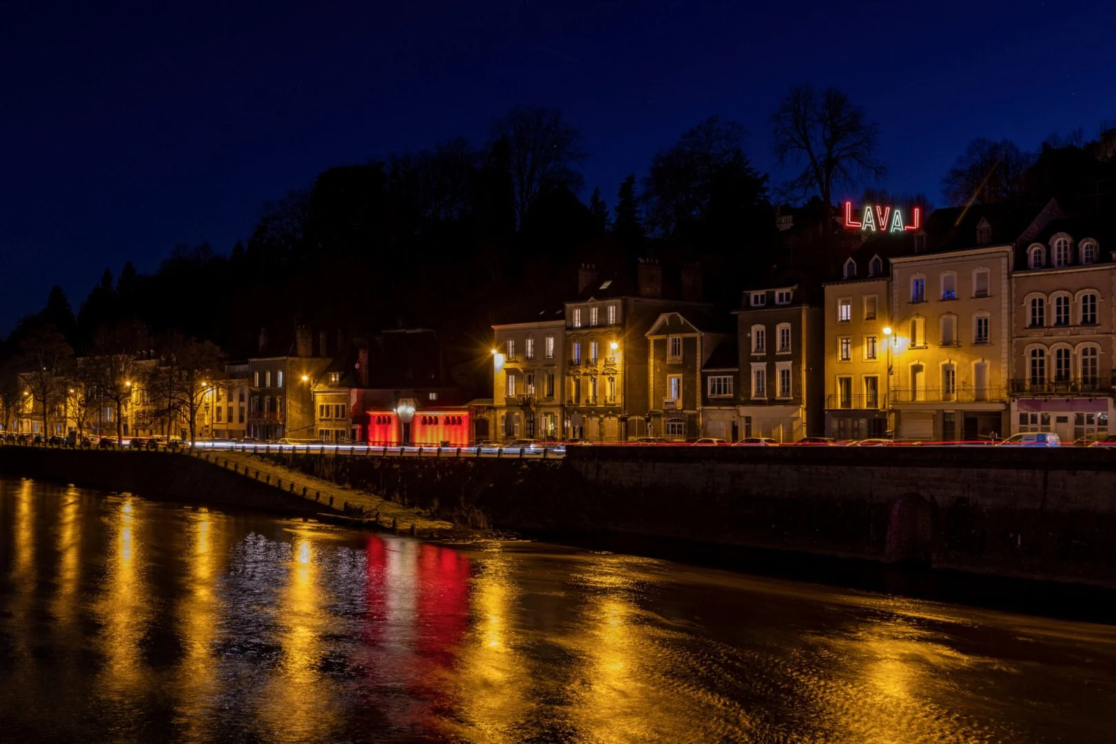 Mille-feux-sur-la-Mayenne_gc.jpg