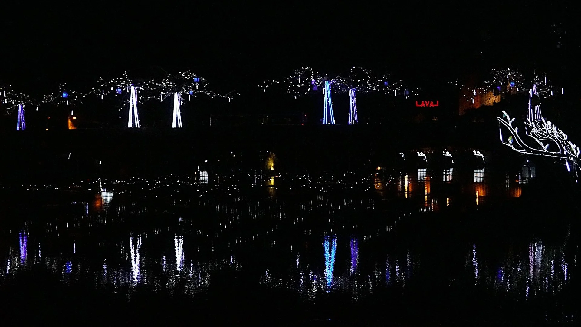 Lumières-dans-le-noir.jpg