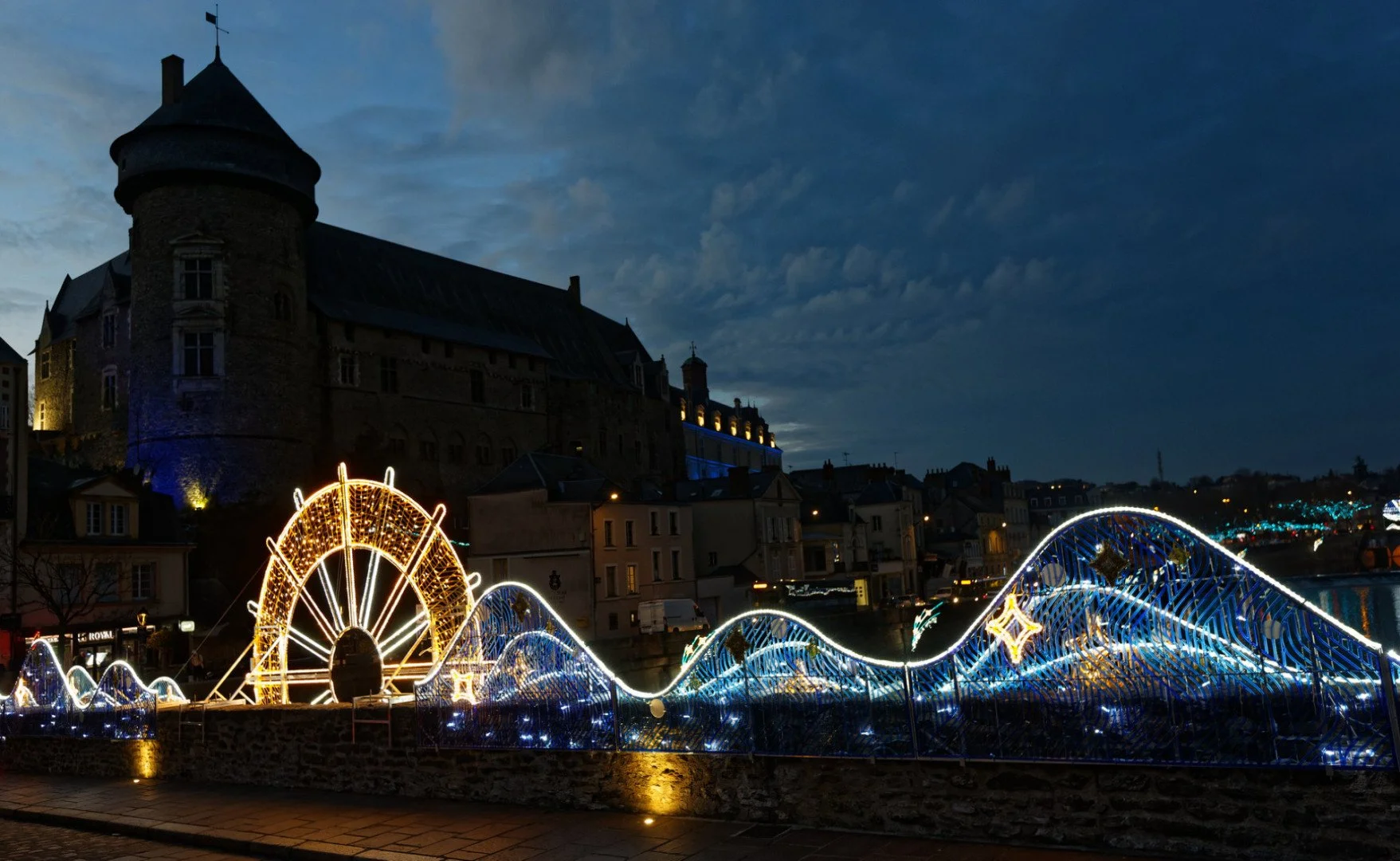 vieux-pont-chateau.jpg